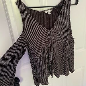 AE bare shoulder striped top